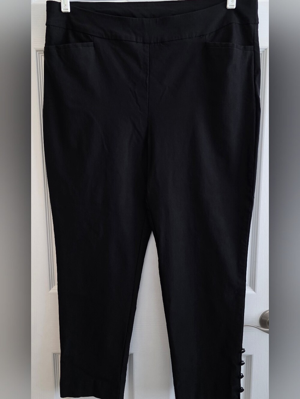Chico's Sz 3 16 Black Tapered Leg Straight Button Detail Pockets Career